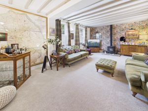 Sitting room- click for photo gallery